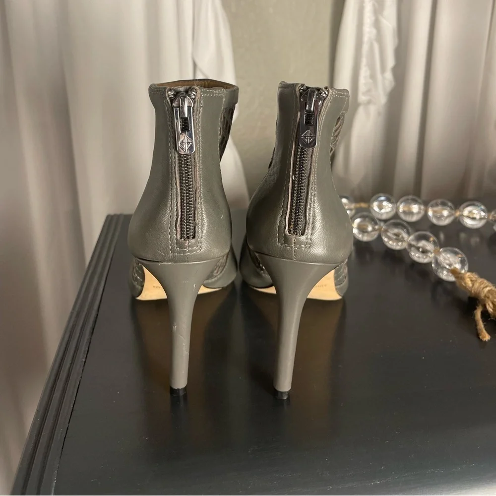 Antonio Melani Gray Ankle Boots Size 10